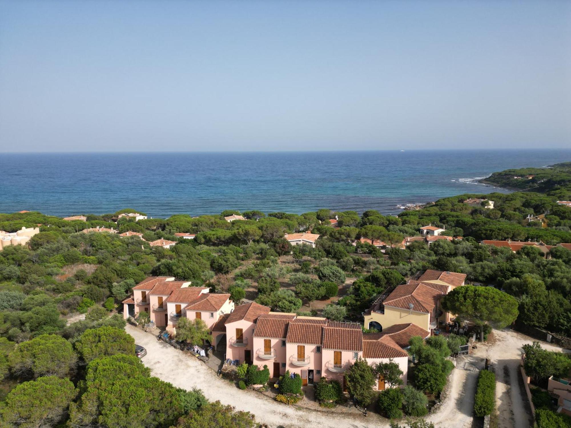 Residence "Il Sestante" Cala Liberotto Luaran gambar